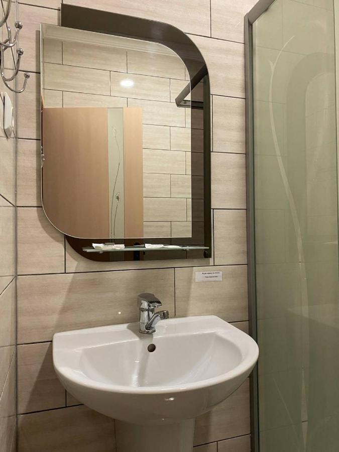 Отель Lemon Дрогобыч Экстерьер фото